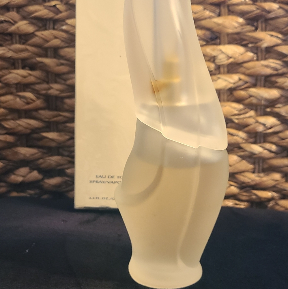 EAU DE TOILETTE